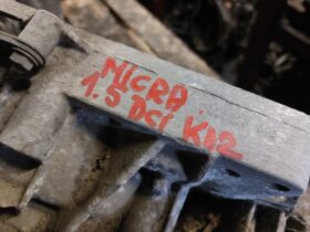 NISSAN Váltó (Mechanikus)