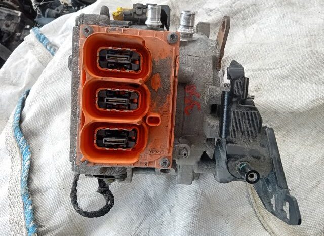 
								PEUGEOT Generátor full									