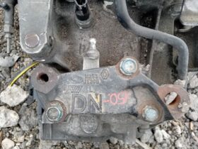 NISSAN Váltó (Mechanikus)