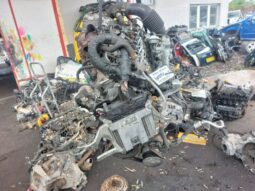 
										TOYOTA Komplett Motor (Segédberendezésekkel) full									