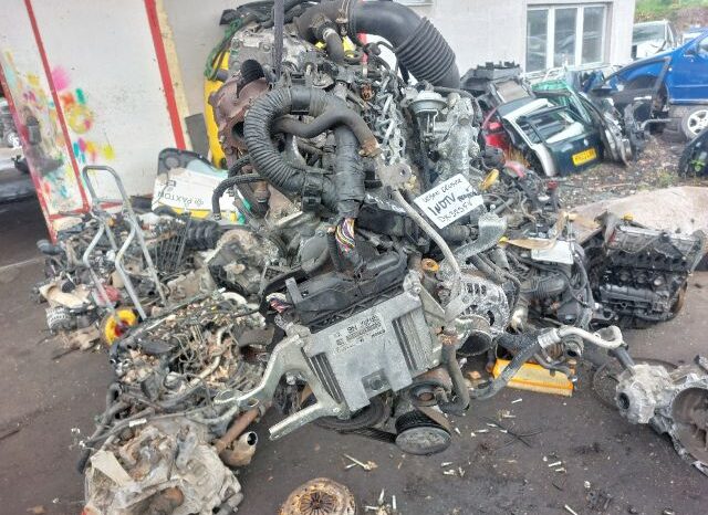 
								TOYOTA Komplett Motor (Segédberendezésekkel) full									
