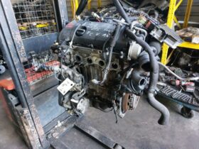 PEUGEOT Komplett Motor (Segédberendezésekkel)