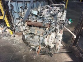 TOYOTA Komplett Motor (Segédberendezésekkel)