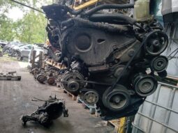 
										TOYOTA Komplett Motor (Segédberendezésekkel) full									