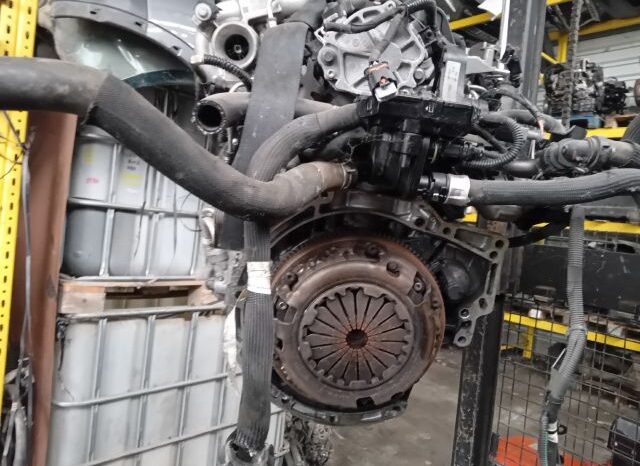 
								PEUGEOT Komplett Motor (Segédberendezésekkel) full									