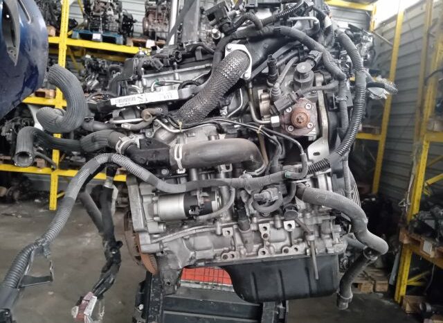 
								PEUGEOT Komplett Motor (Segédberendezésekkel) full									