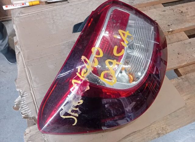 
								DACIA Bal Hátsó Lámpa full									