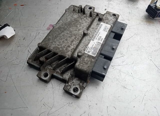 
								FORD Motorvezérlő full									