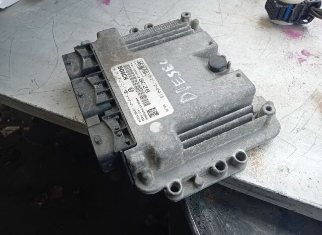 
								FORD Motorvezérlő full									