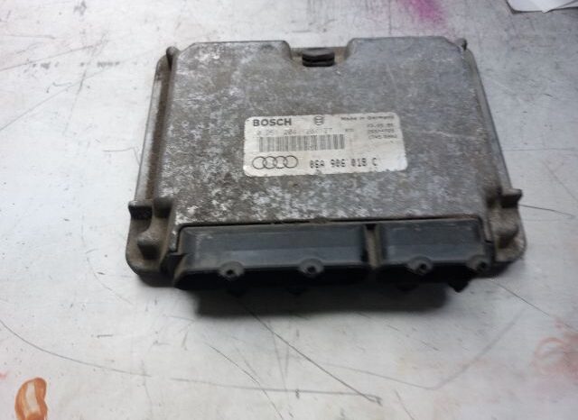 
								AUDI Motorvezérlő full									