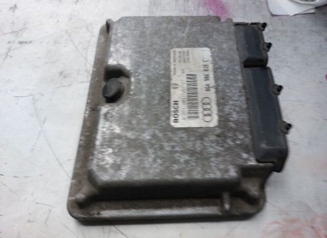 
								AUDI Motorvezérlő full									