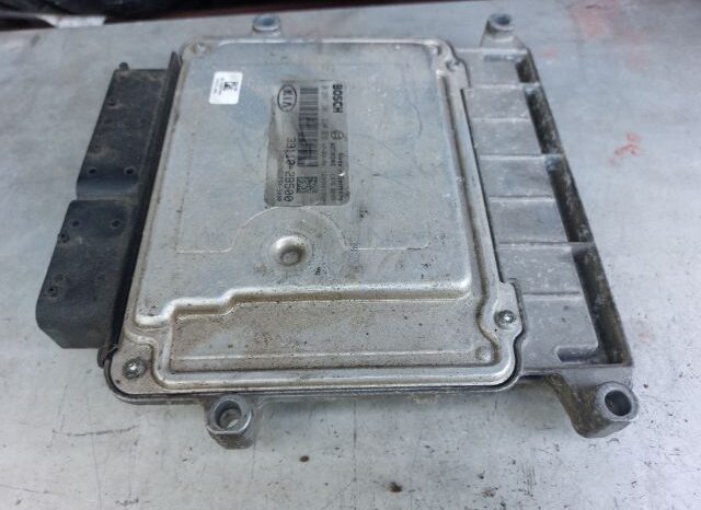 
								KIA Motorvezérlő full									